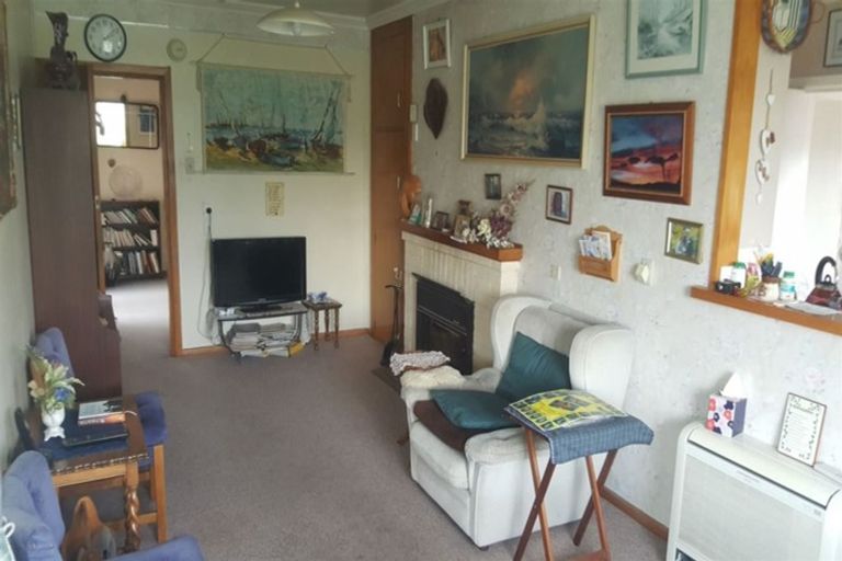 Photo of property in 6 Opie Street, Waimate, 7924