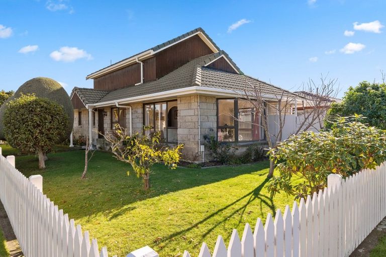 Photo of property in 22 Maida Vale Street, Fenton Park, Rotorua, 3010