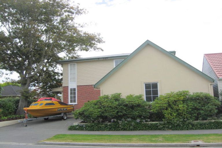 Photo of property in 77 Chapter Street, St Albans, Christchurch, 8052