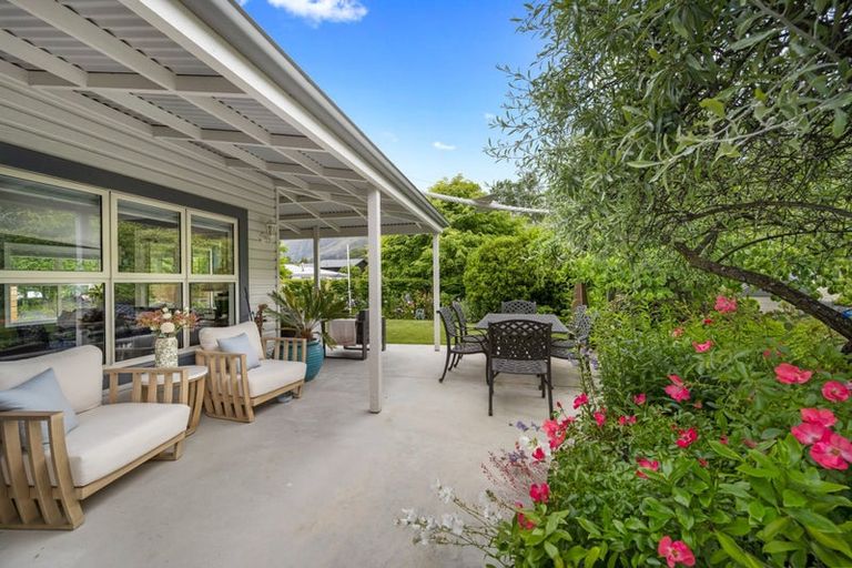 Photo of property in 22 Cornwall Street, Arrowtown, 9302