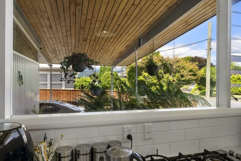 Photo of property in 9 Highbury Drive, Levin, 5510