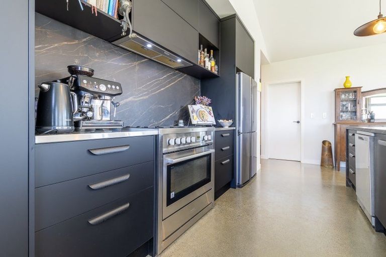 Photo of property in 33 Tiwarawara Lane, Puketotara, Te Awamutu, 3876