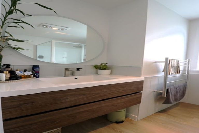 Photo of property in 27 Millers Road, Brookfield, Tauranga, 3110