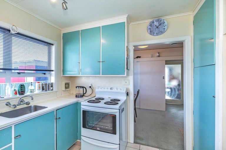 Photo of property in 2 Linley Place, Levin, 5510