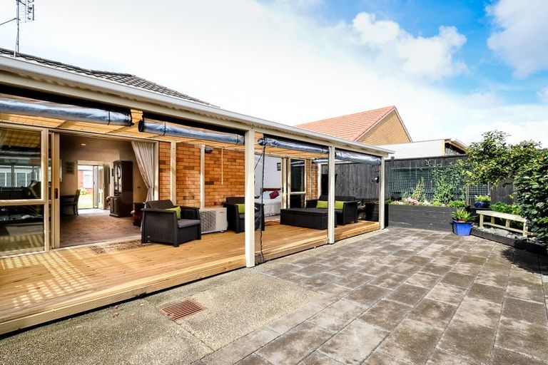 Photo of property in 8 Drummond Drive, Ranui, Auckland, 0612