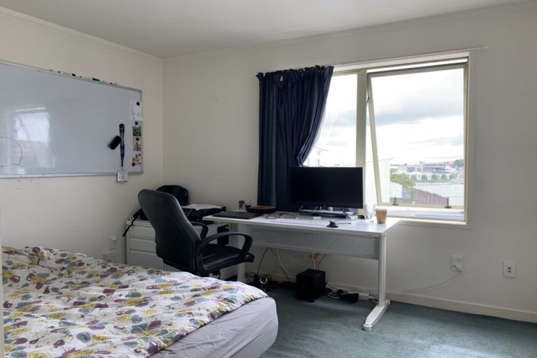Photo of property in 10/8 Rendall Place, Eden Terrace, Auckland, 1021