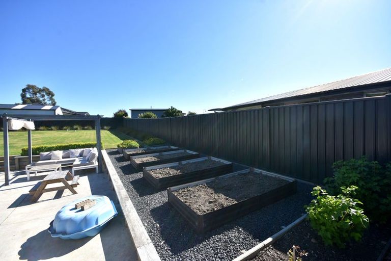 Photo of property in 48 Heathfield Drive, Mosgiel, 9024