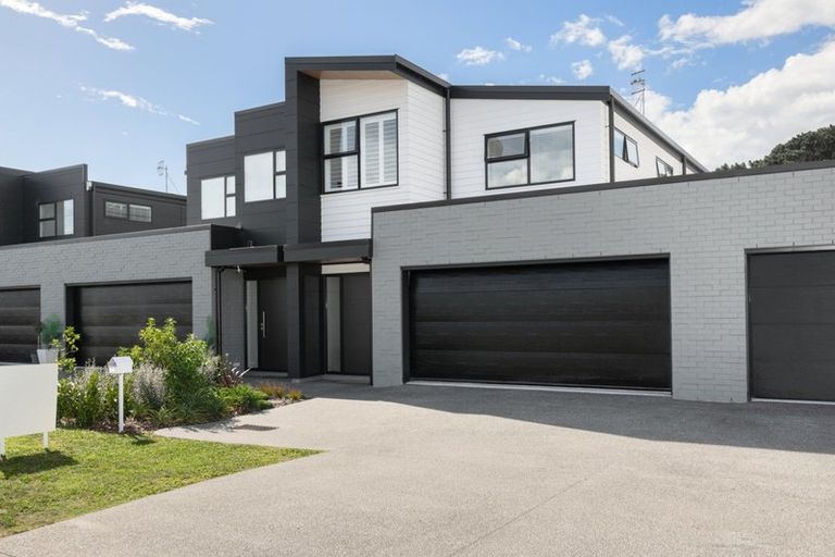 Photo of property in 10a Percy Road, Papamoa Beach, Papamoa, 3118