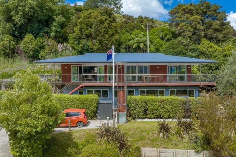 Photo of property in 255 Queen Charlotte Drive, Havelock, Picton, 7281