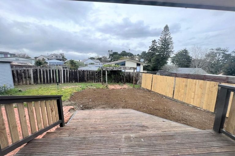 Photo of property in 4 Montego Place, Weymouth, Auckland, 2103