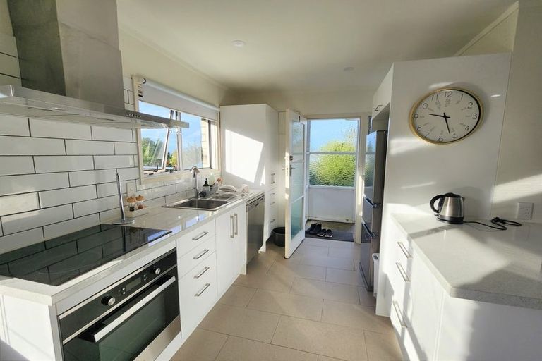 Photo of property in 2/46a Moana Avenue, Onehunga, Auckland, 1061