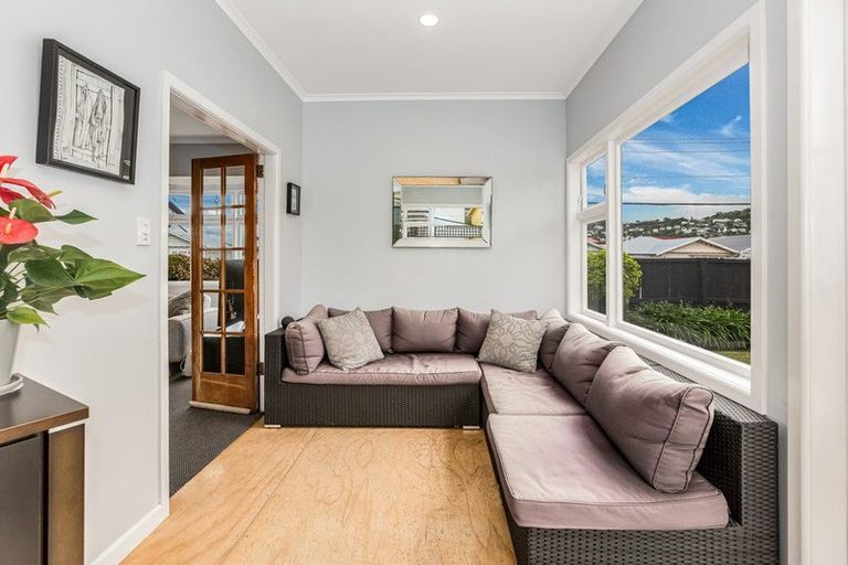 Photo of property in 191 Coutts Street, Rongotai, Wellington, 6022