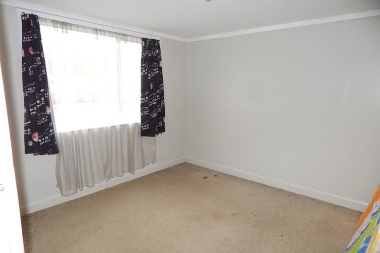 Photo of property in 1 Curtis Street, Hector, 7822