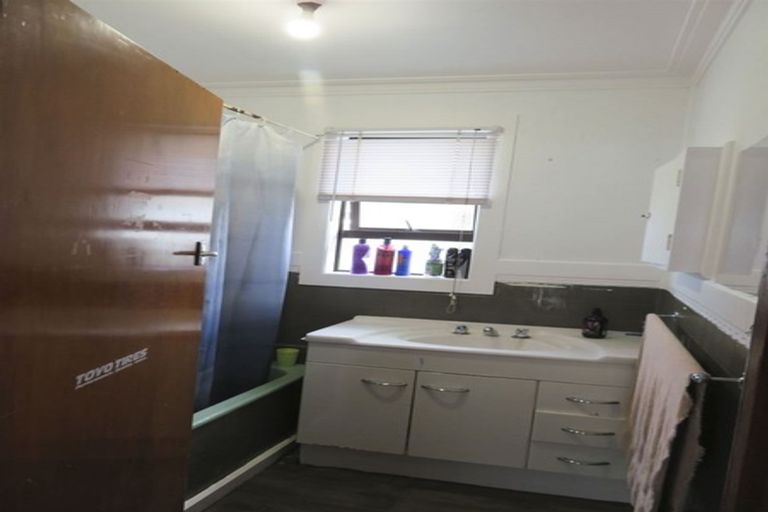 Photo of property in 61 Broughton Street, Gore, 9710