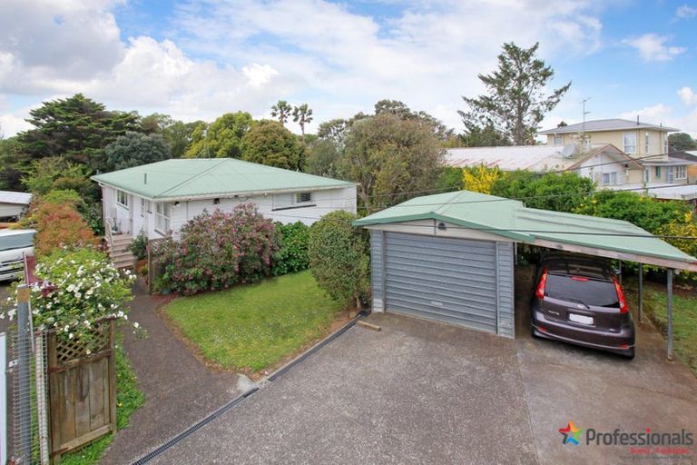 Photo of property in 101 Tidal Road, Mangere, Auckland, 2022