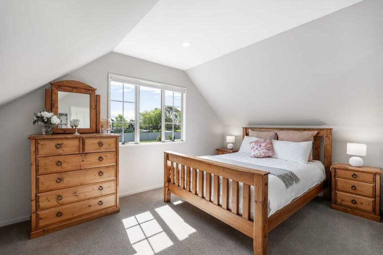 Photo of property in 30 Glasnevin Drive, Casebrook, Christchurch, 8051