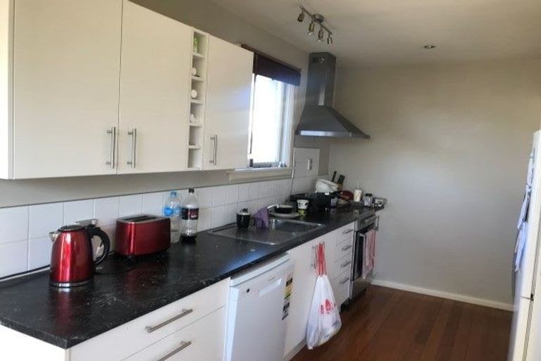 Photo of property in 2/19 Cunningham Place, Halswell, Christchurch, 8025