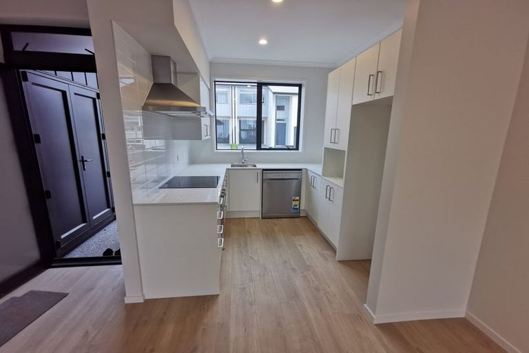 Photo of property in 46 Walter Merton Road, Hobsonville, Auckland, 0616