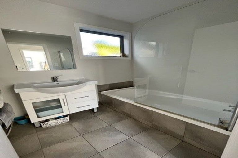 Photo of property in 225 Helston Road, Paparangi, Wellington, 6037