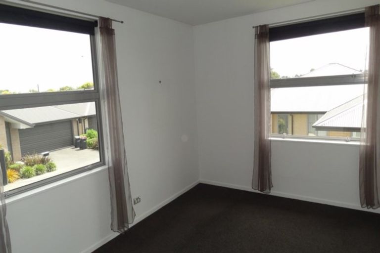 Photo of property in 8/20 Old Red Barn Road, Halswell, Christchurch, 8025