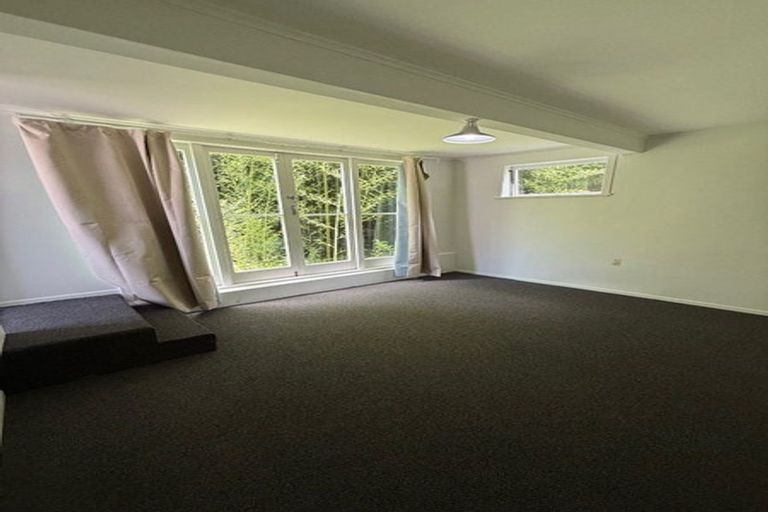 Photo of property in 5 Lynwood Road, New Lynn, Auckland, 0600