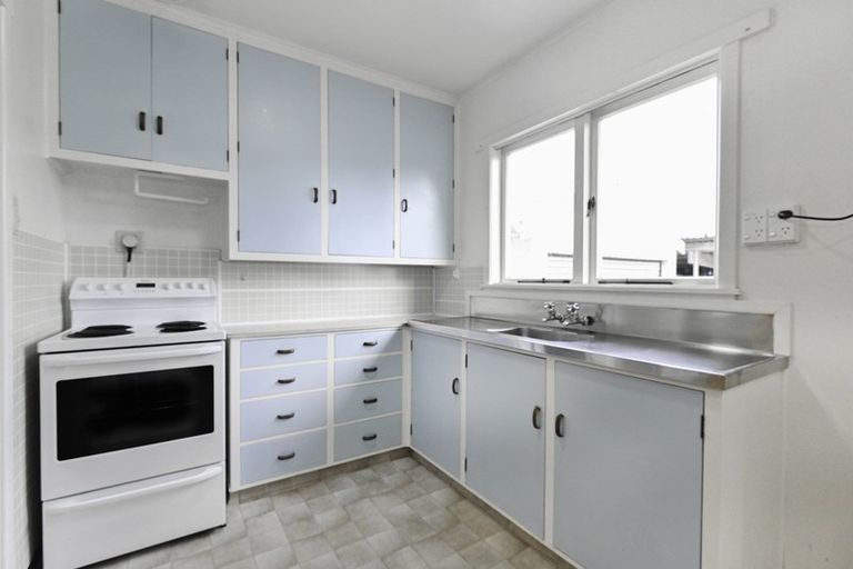 Photo of property in 1/403 Sylvan Road, Parkvale, Hastings, 4122