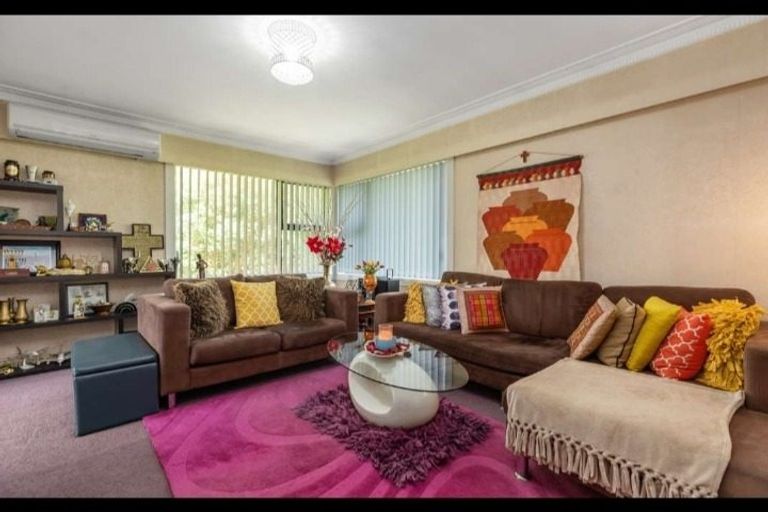 Photo of property in 3/10 Mahon Place, Papatoetoe, Auckland, 2025