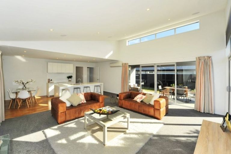 Photo of property in 16 Hineaari Street, Marshland, Christchurch, 8083