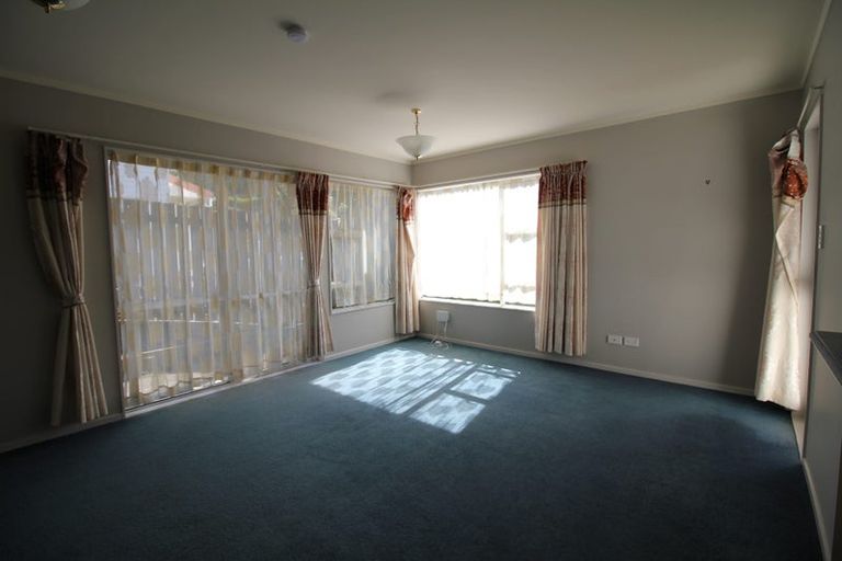 Photo of property in 106a Moorefield Road, Johnsonville, Wellington, 6037