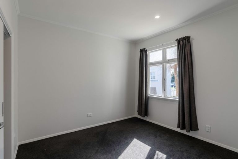 Photo of property in 48 Ocean Road, Paraparaumu Beach, Paraparaumu, 5032