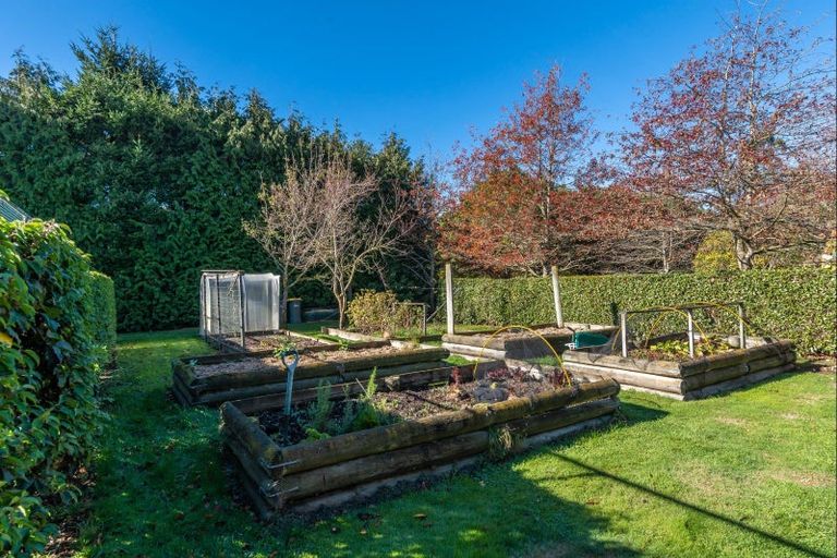 Photo of property in 161 Hororata Road, Hororata, Darfield, 7572