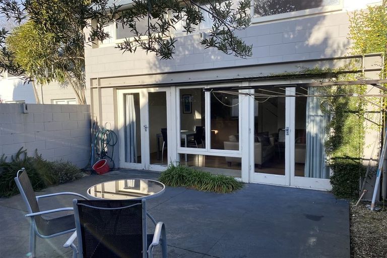 Photo of property in 2/104 Rossall Street, Merivale, Christchurch, 8014