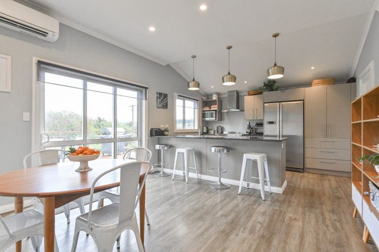 Photo of property in 102 Crownthorpe Road, Crownthorpe, Hastings, 4179