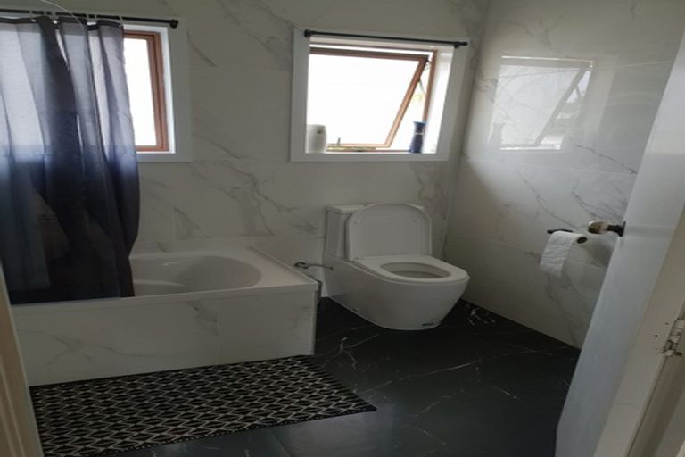 Photo of property in 5/31 Blease Street, New Lynn, Auckland, 0600