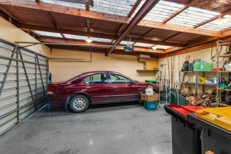 Photo of property in 16 Montpellier Street, Dunedin Central, Dunedin, 9016