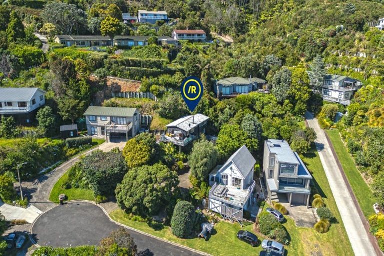 Photo of property in 9 Christine Terrace, Hahei, Whitianga, 3591