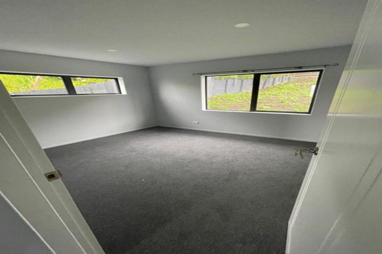 Photo of property in 262a Sturges Road, Henderson, Auckland, 0612