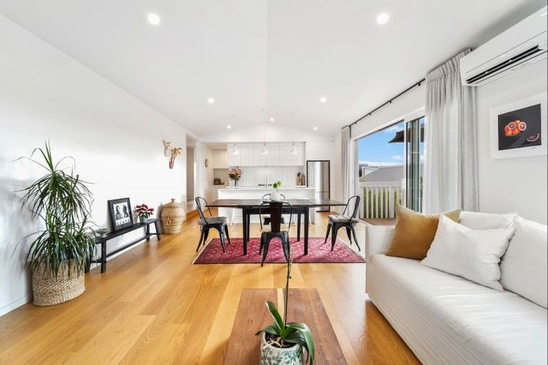 Photo of property in 8 Three Brothers Place, Warkworth, 0981