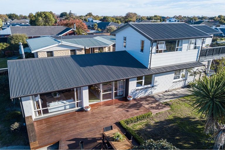 Photo of property in 56 Fern Drive, Halswell, Christchurch, 8025