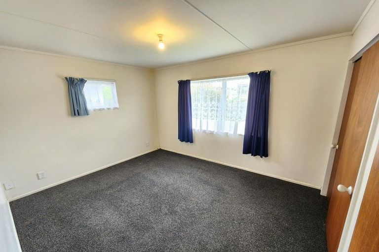 Photo of property in 16a Aberdeen Avenue, Takaro, Palmerston North, 4412