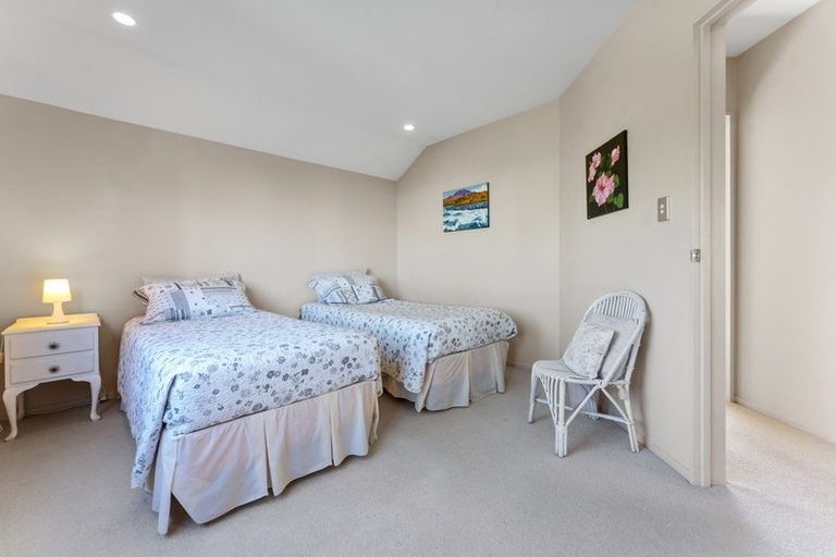 Photo of property in 3/56 Castor Bay Road, Castor Bay, Auckland, 0620