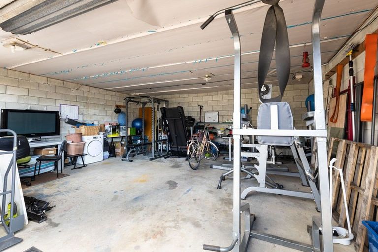 Photo of property in 1/21 Dorset Avenue, Westown, New Plymouth, 4310