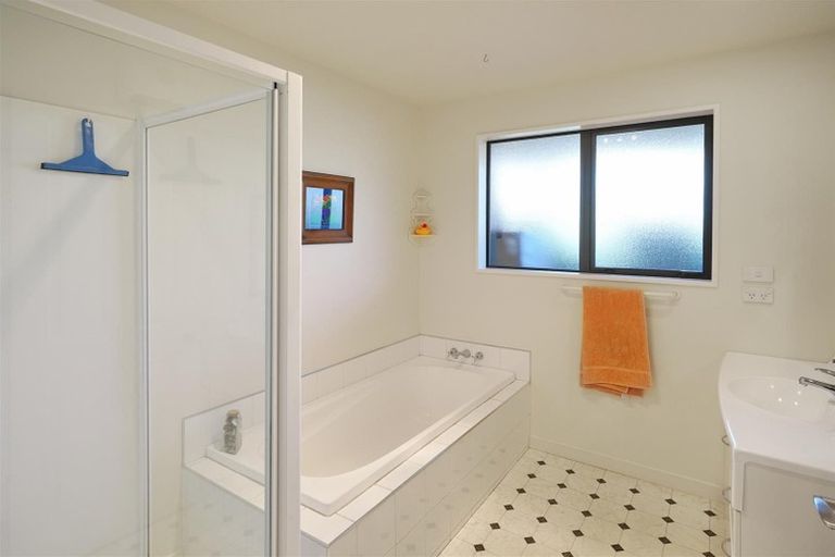 Photo of property in 24 Rushmore Drive, Belfast, Christchurch, 8051