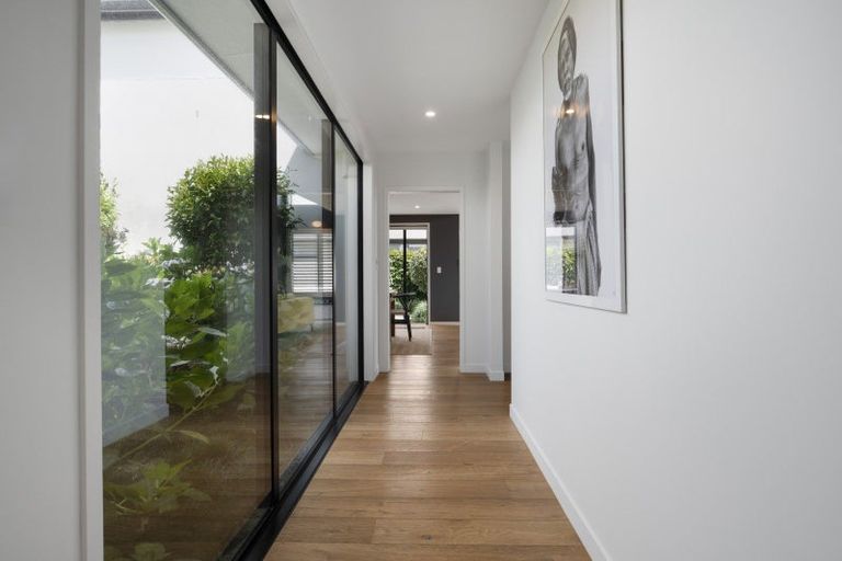 Photo of property in 16 Saint Thomas Avenue, Pyes Pa, Tauranga, 3112