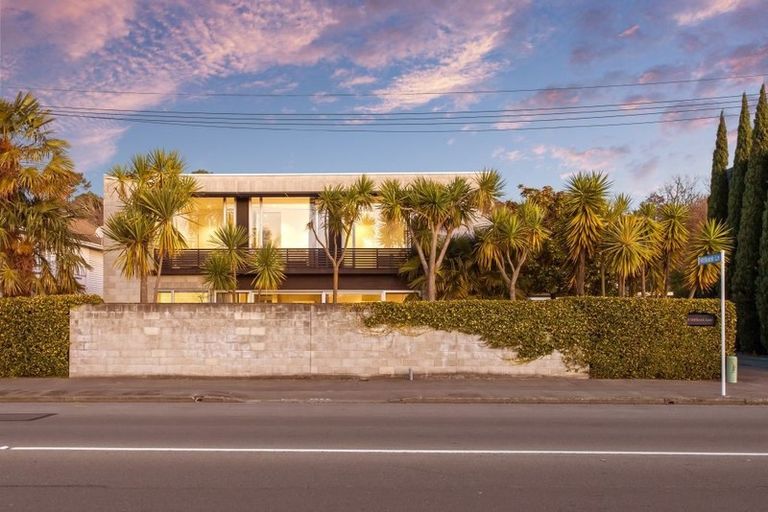 Photo of property in 8 Millbank Lane, Merivale, Christchurch, 8014