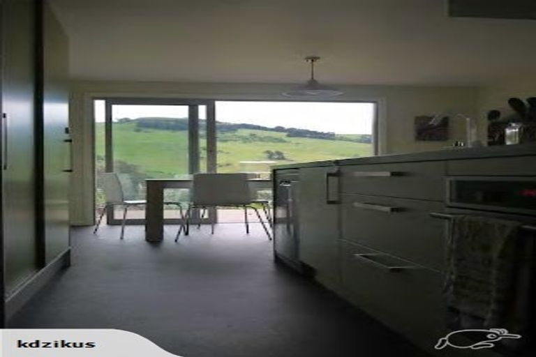 Photo of property in 28 Porterfield Street, Macandrew Bay, Dunedin, 9014