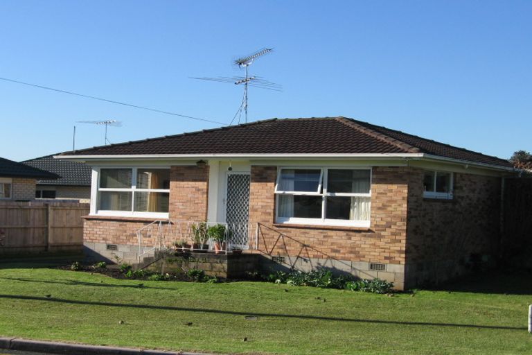 Photo of property in 3/5 Edward Avenue, Otara, Auckland, 2023