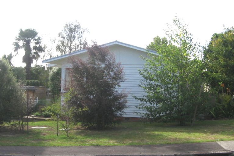 Photo of property in 6 Linley Place, Hillcrest, Auckland, 0627