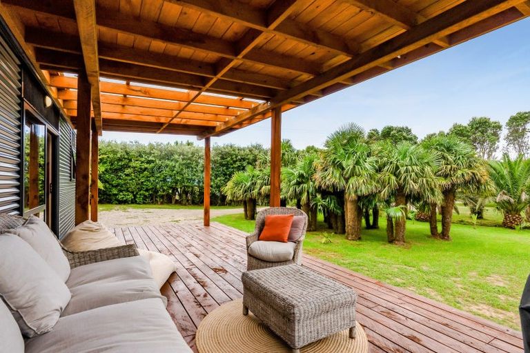 Photo of property in 6388a South Road, Pungarehu, 4685