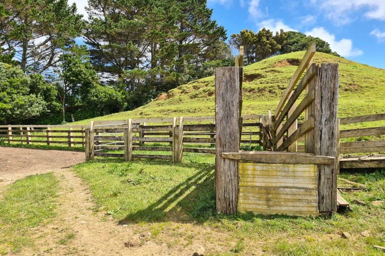 Photo of property in 6388 South Road, Pungarehu, Opunake, 4685